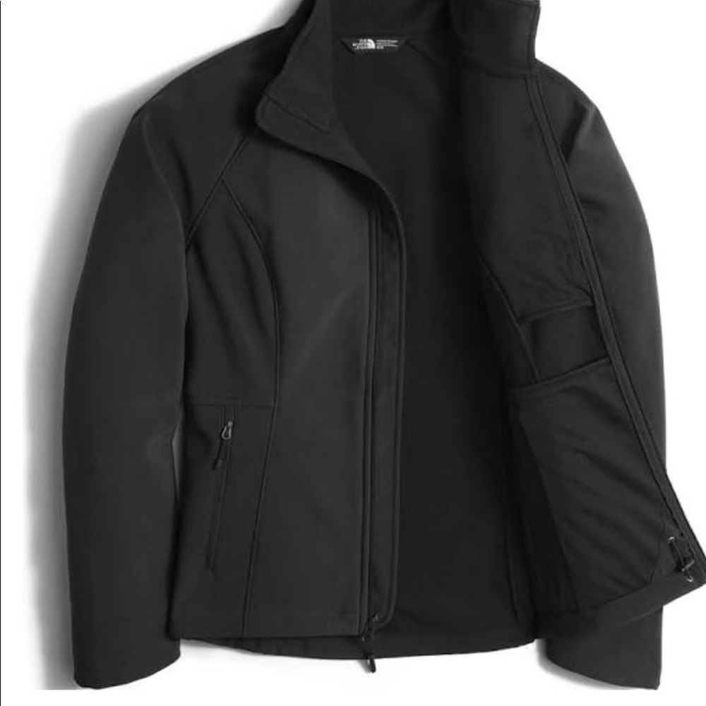 The north face women’s soft shell jacket with tag - Picture 3 of 3
